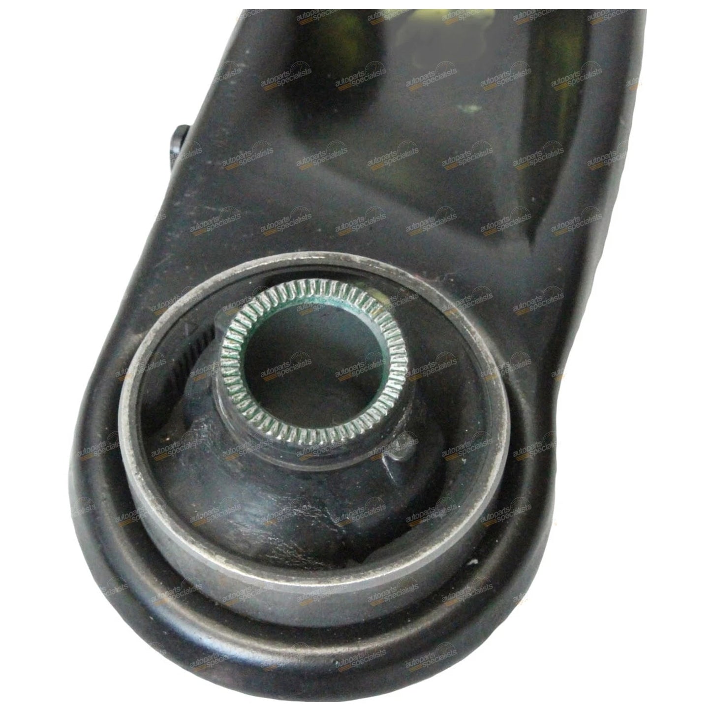 Front lower control arm left for Toyota Yaris NCP90/91/93 (2005–2010)