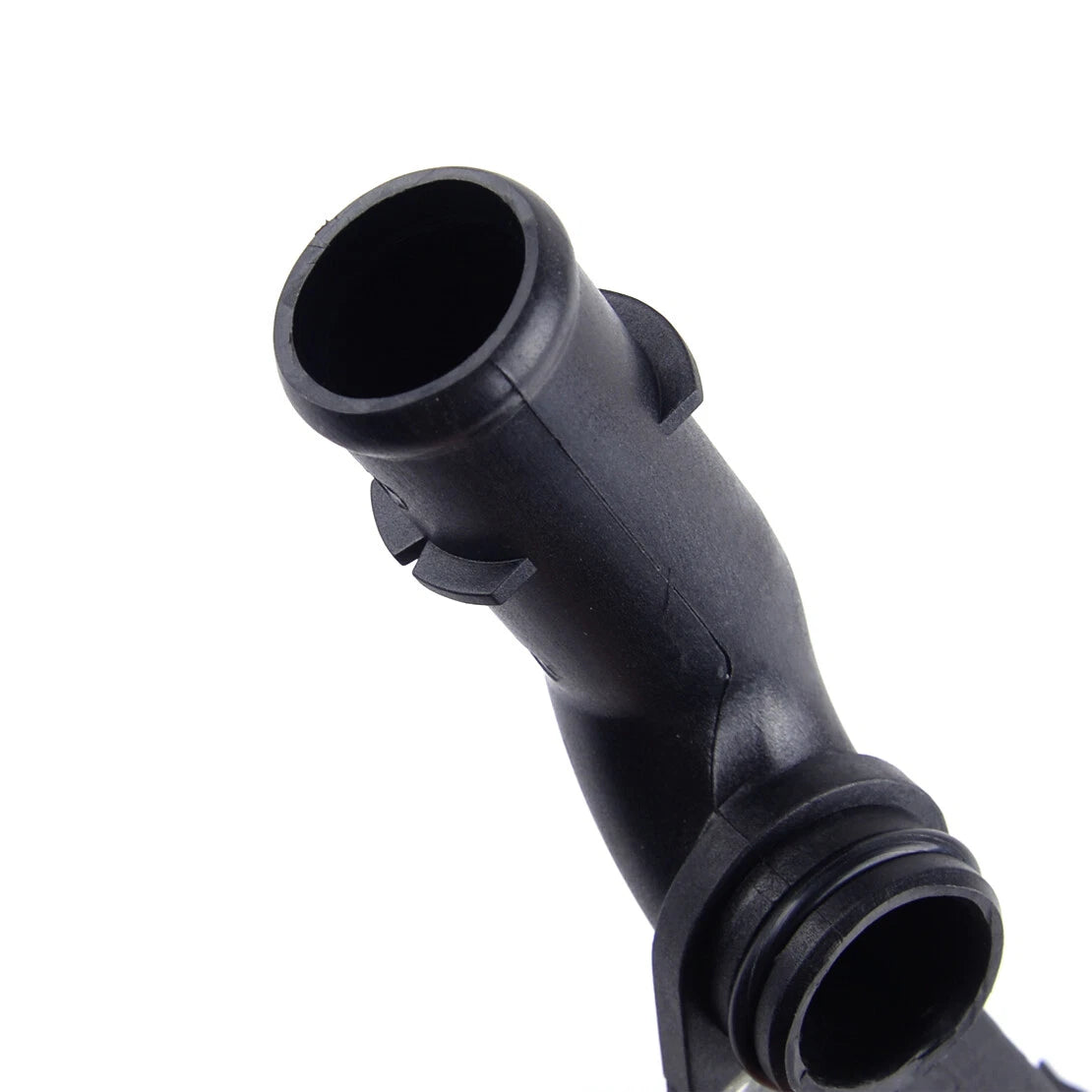 Engine Coolant Water Pipe for Benz W203 C230 (2001-2007)