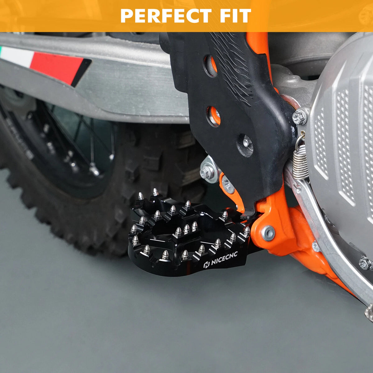 CNC Extender Foot Pegs for KTM 690 Enduro, SMC, 1290 Adventure (2013-2023)