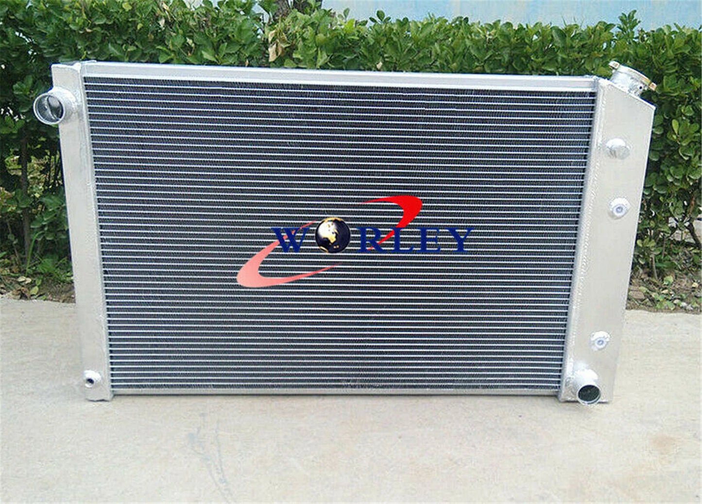 3 Row Aluminum Radiator for Chevrolet C10 V8 5.0L 5.7L (1981-1986)