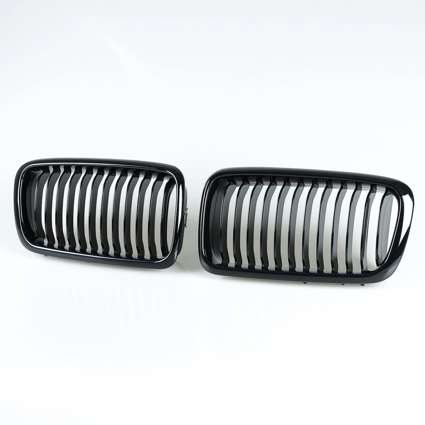 Grille for BMW 7 Series E38 Glossy Black LCI Style (1995-2002)