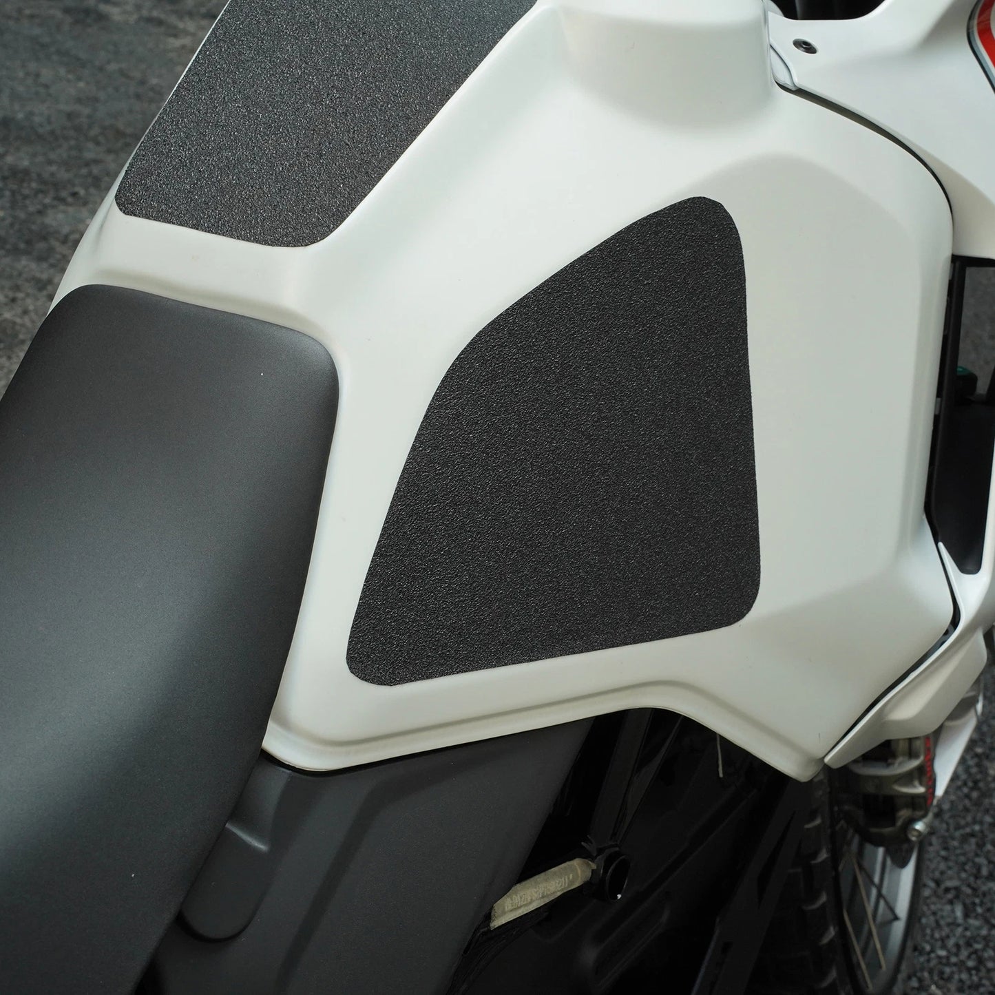 Black Fuel Tank Pad for Ducati Desert-X 2022-2024 - Knee Grip Traction