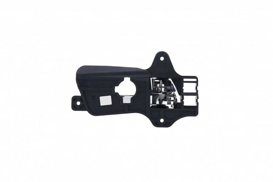 Chrome Front Left Inner Door Handle for Hyundai i30 (2007–2012)