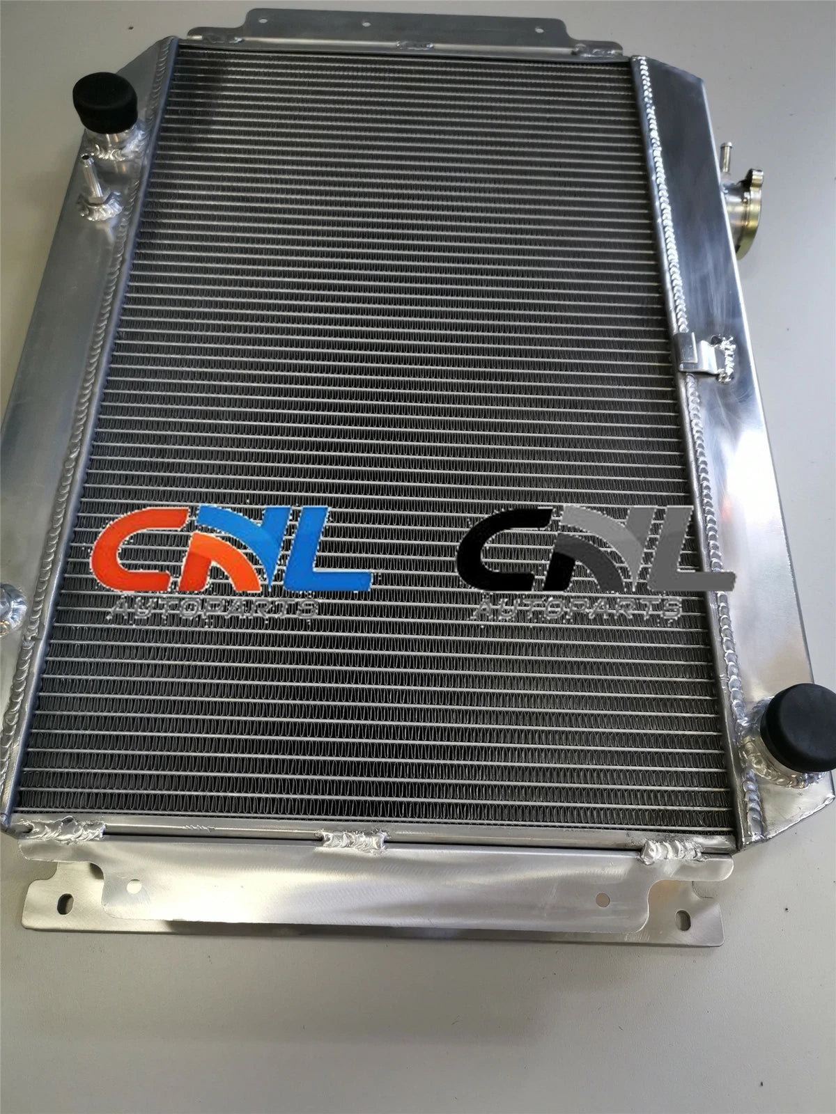 3 Core Aluminum Radiator for Holden HQ HJ HX HZ V8 Kingswood (1971-1980)