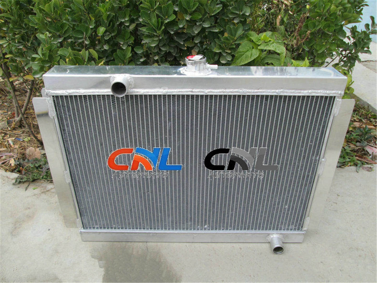 3 Row Aluminum Radiator for Nissan Datsun 280Z 280ZX (1975-1983)
