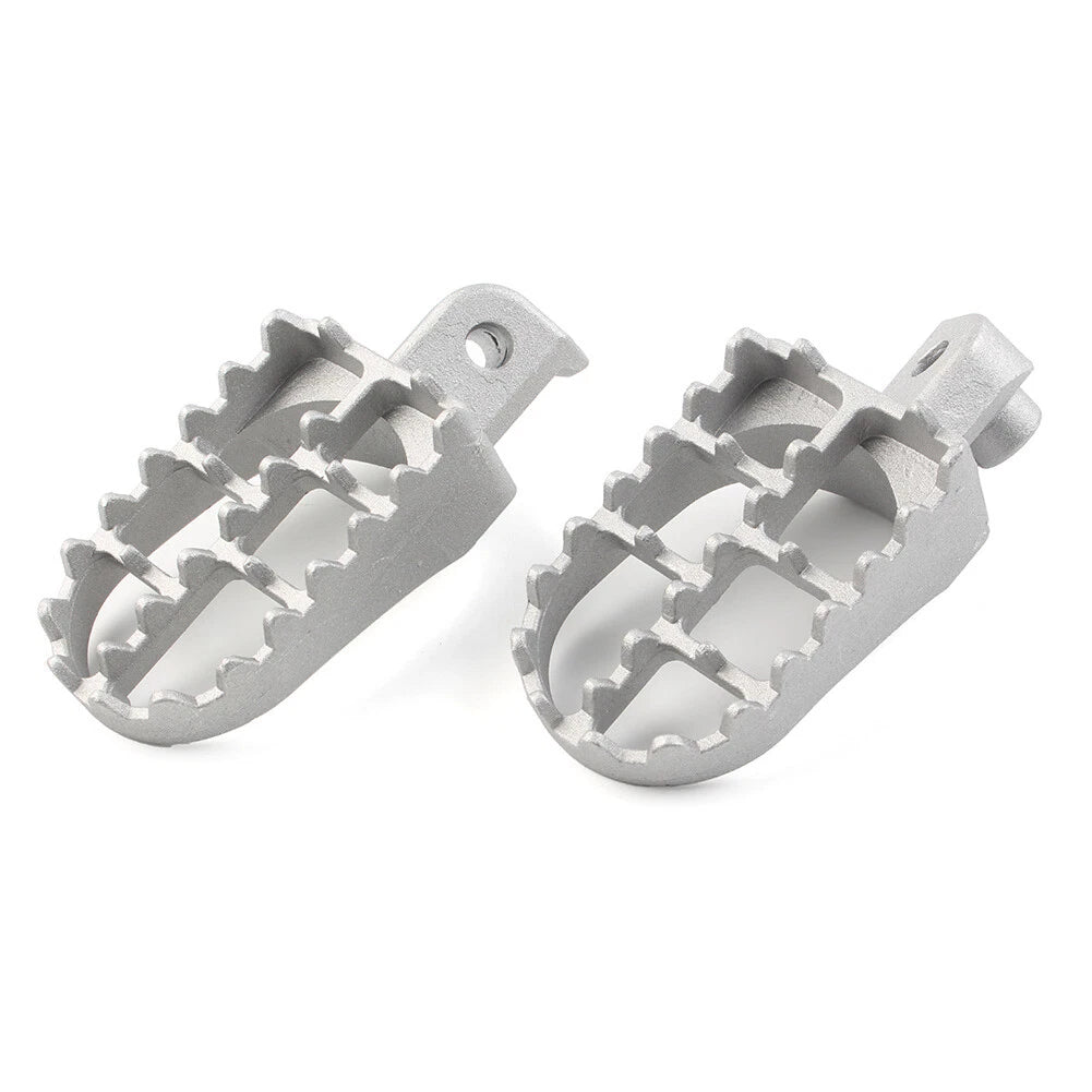 Universal Motorcycle Wide Foot Pegs for Bike Racing Silver