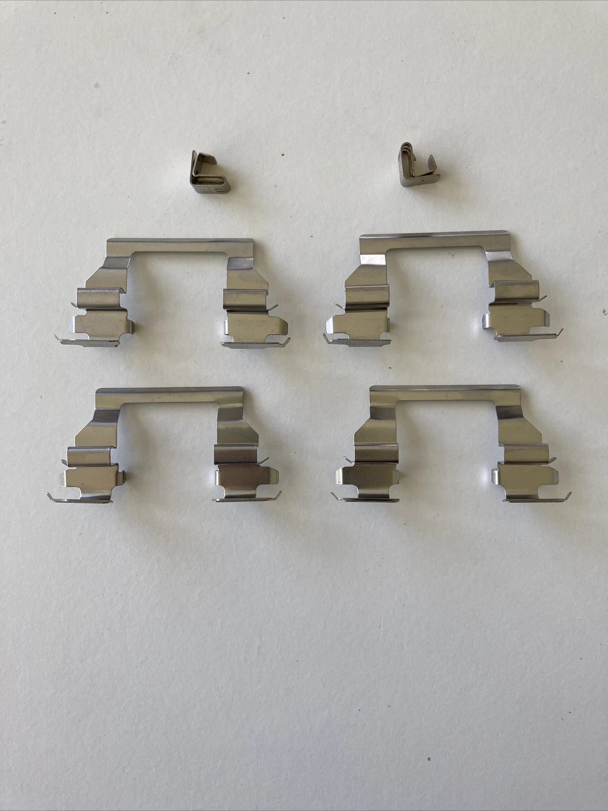 Brake Pad Shim Caliper Hardware Kit for Toyota Estima Tarago