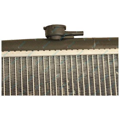 Aluminium Alloy Radiator for Nissan Navara D21 Manual 4cyl 2.5L 2.7L 1988-1997