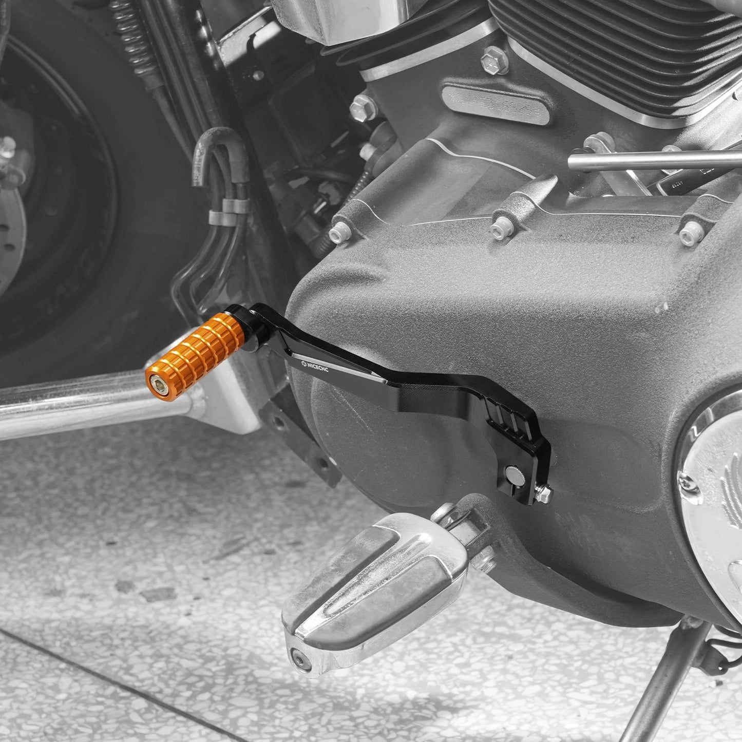 Gear Shift Lever for Harley Dyna Street Bob FXDBP (2013-2016)