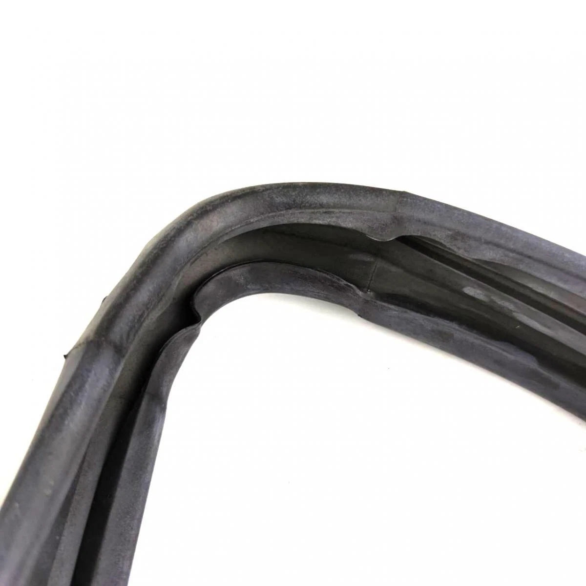 Glass Run Door Channel Weatherstrip Left Fits Isuzu ELF NQR NLR Truck 2007-16