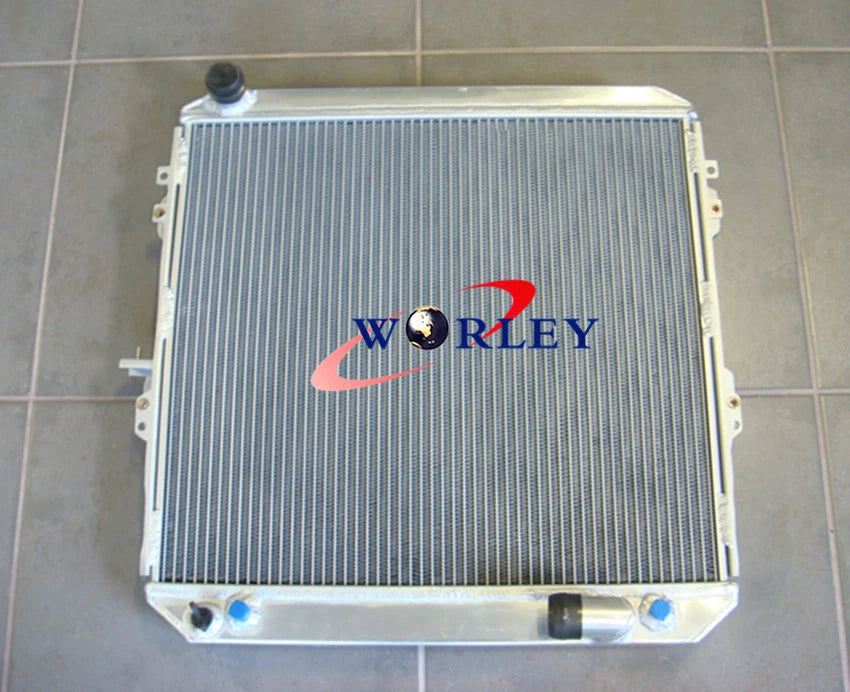 52MM Aluminum Radiator for Toyota Surf Hilux LN130 (1988-1997) + 14" Fan