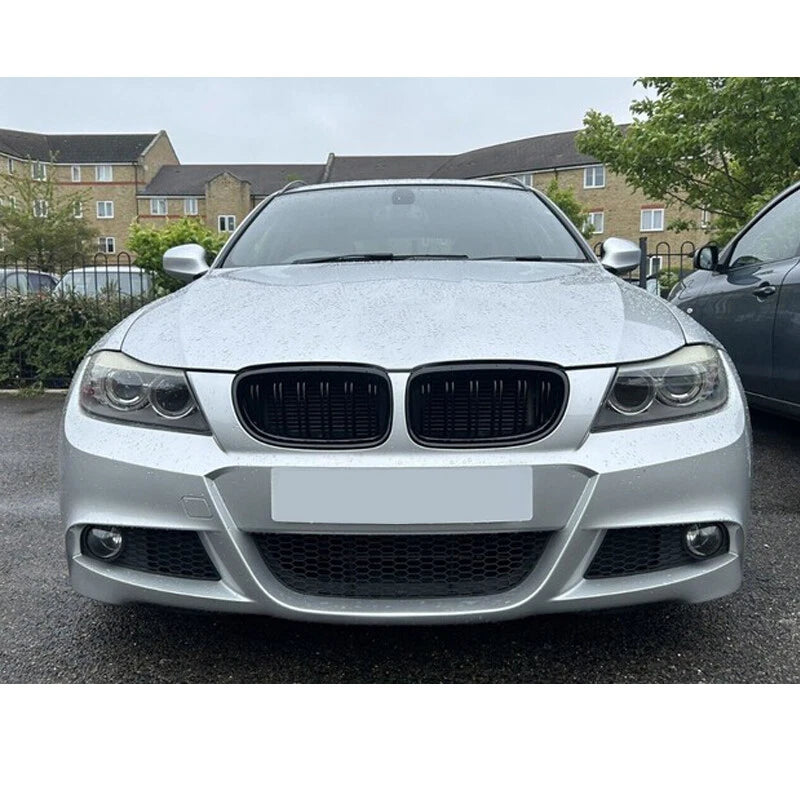 Gloss Black Front Kidney Grilles for BMW 3 Series E90 E91 (2008-2011)