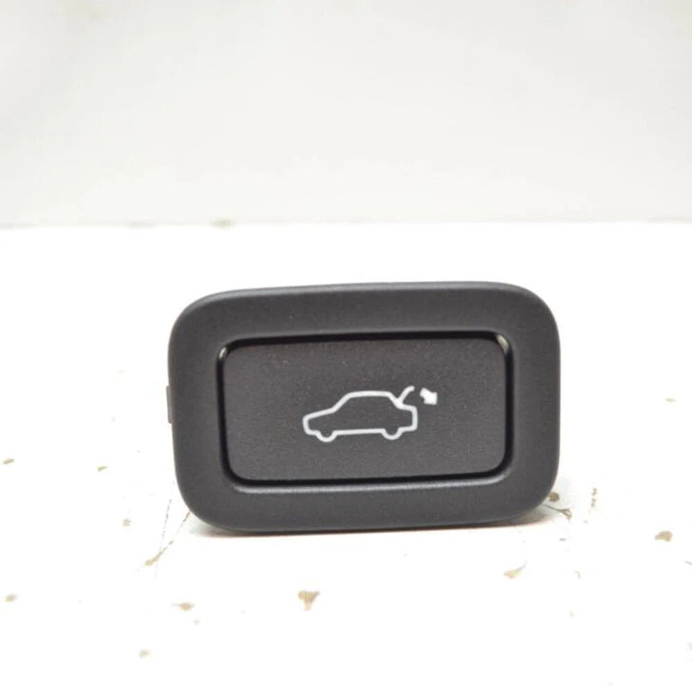 Rear Tailgate Release Switch LR025424 for Range Rover Evoque (2012-2019)
