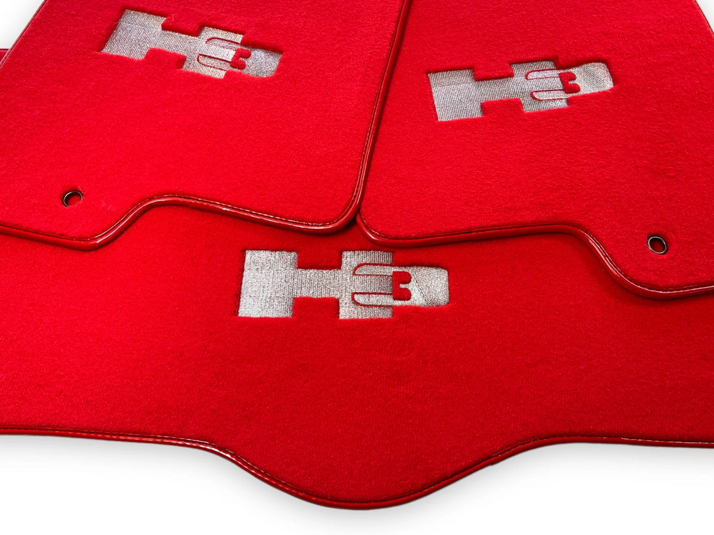 Tailored Red Floor Mats for Hummer H3 with H3 Emblem (2005-2010)