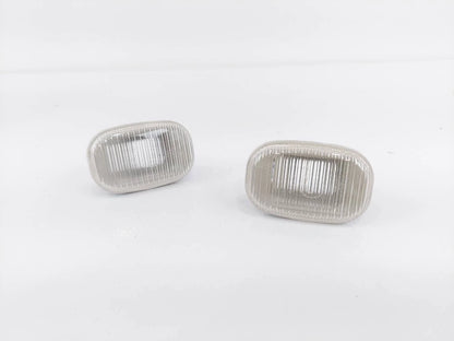 Clear Turing Signal Light for Toyota Corolla (2002-2007), RAV4 (2001-2005), Camry (2002-2006)