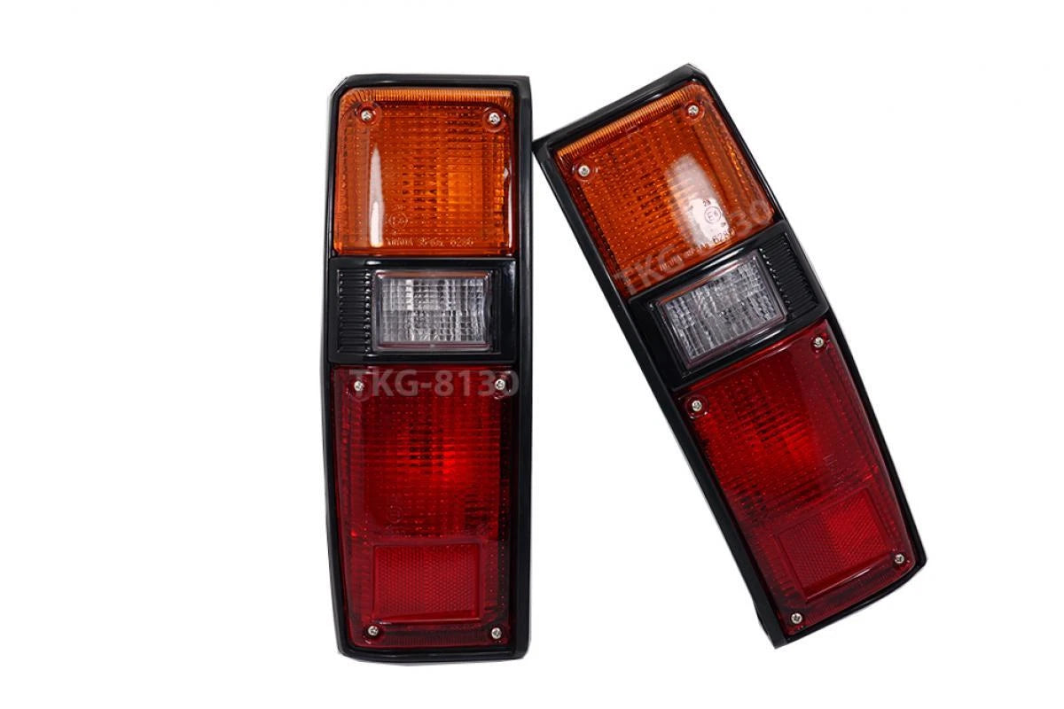 Tail Light for Toyota RN30 RN40 Ute(1978-1983) 1 Pair Rear Lamp