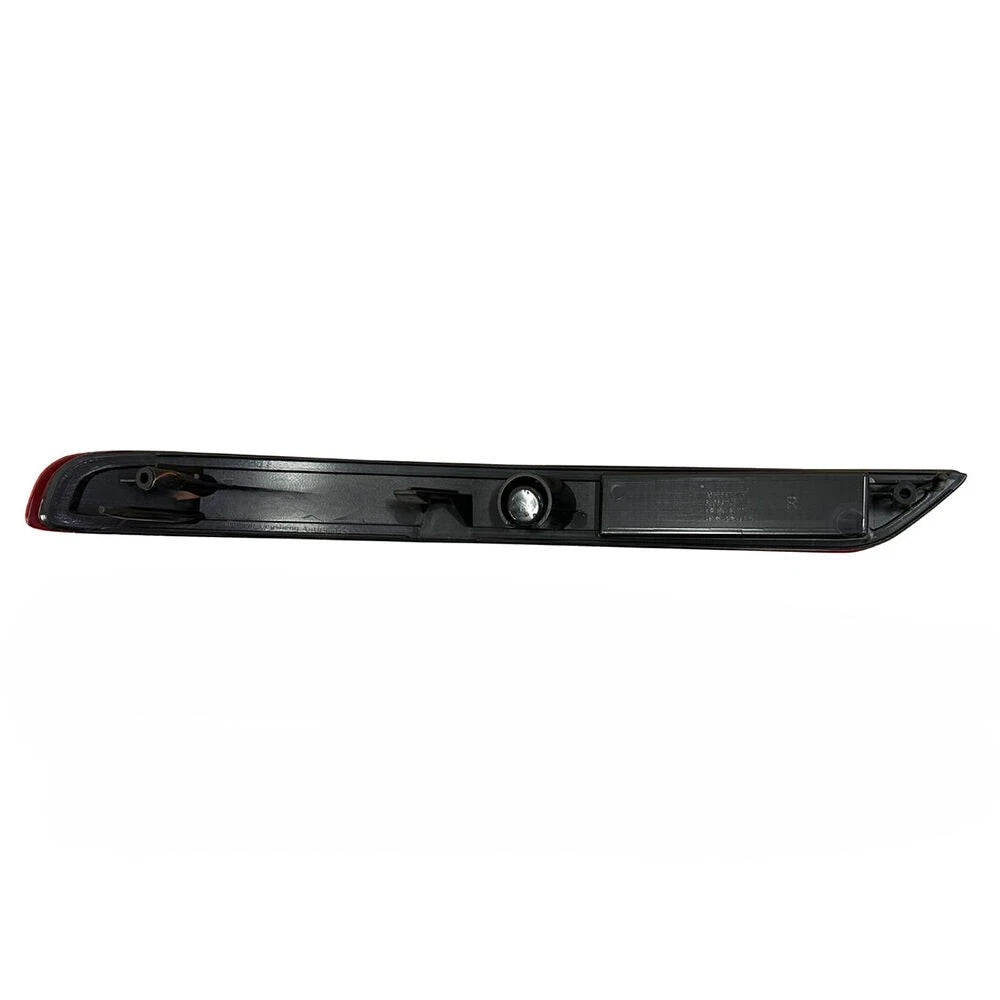 Rear Bar Reflector Right Side for Mitsubishi Outlander ZM (2021)