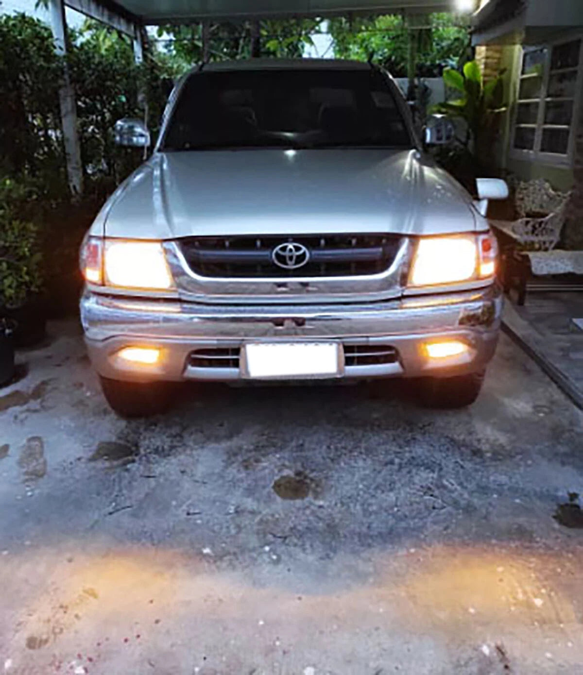 Fog Light Lamp Kit for Toyota Hilux Ute4WD (2003-2004)