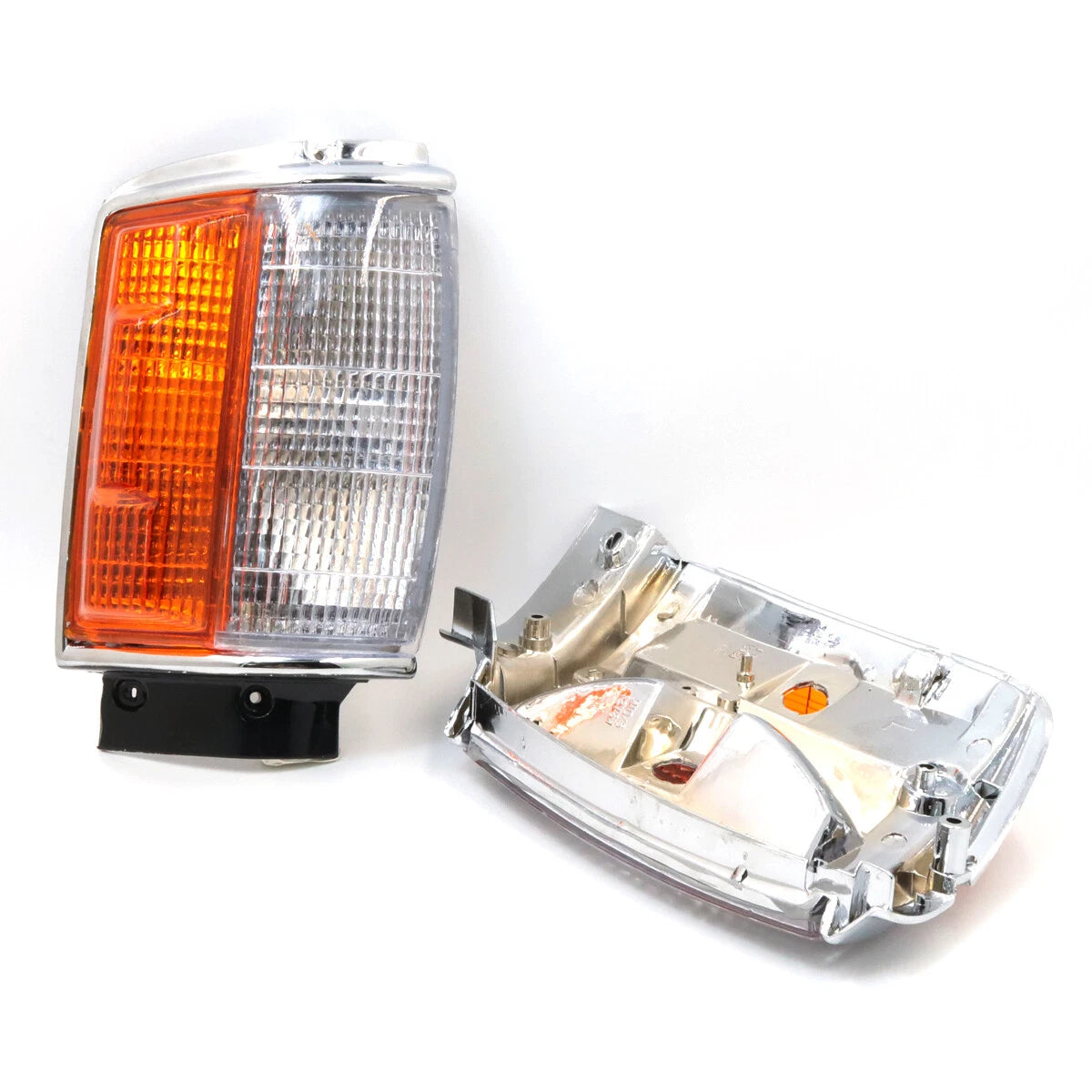 Chrome Corner Indicator Lightset for Toyota Hilux 1983-1988