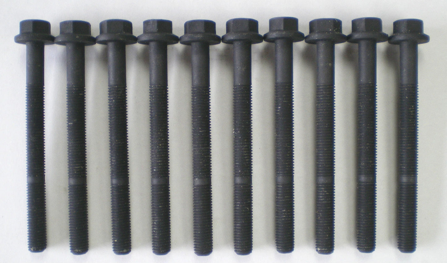 Head bolts / for Fiat Doblo Punto Panda Seicento 500 Ford KA 1.1 1.2 1.4 8V