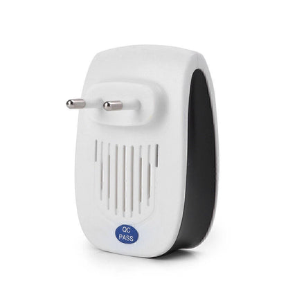 Ultrasonic Pest Repeller for Mosquitoes & Insects - Electronic Plug