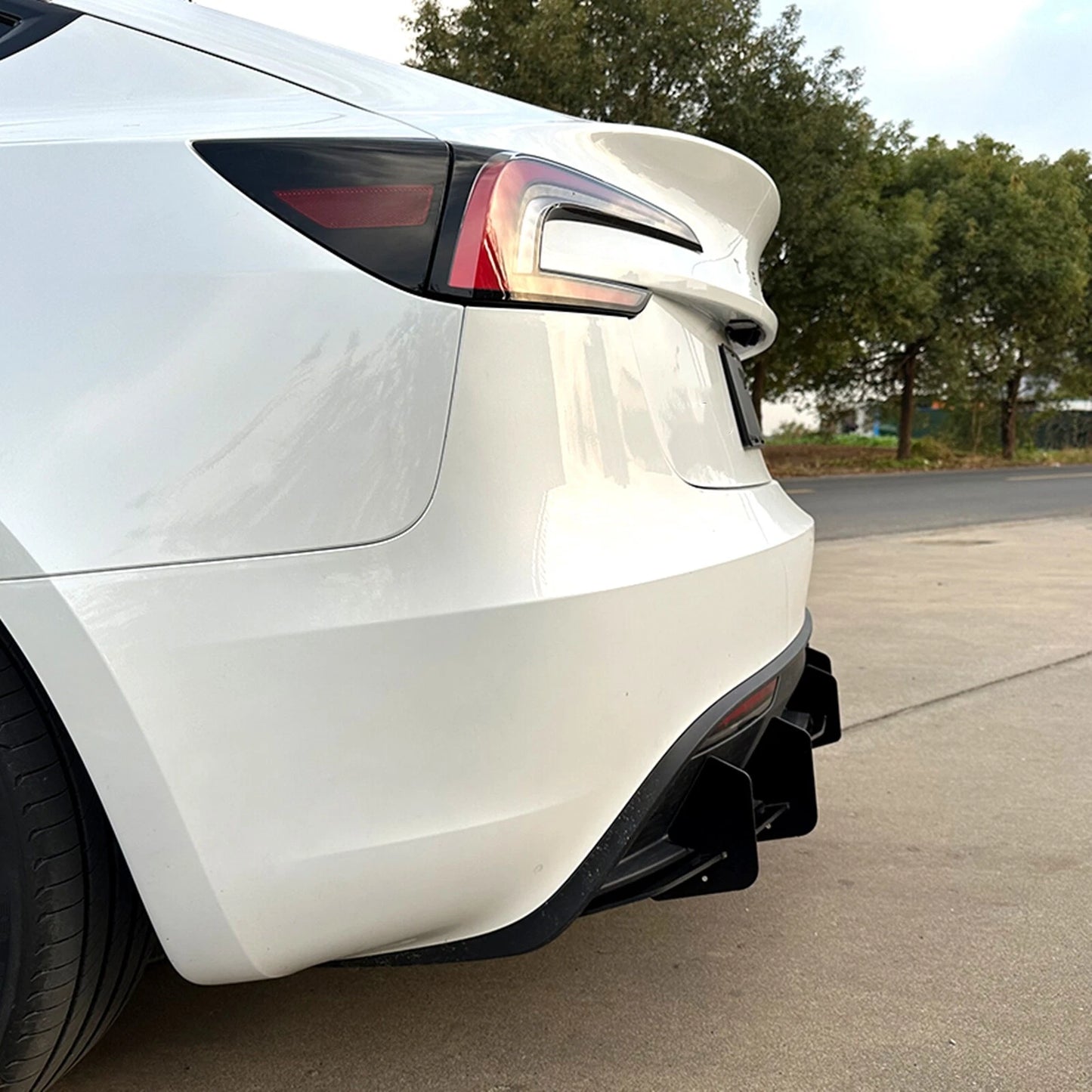 Rear Bumper Diffuser Lip Trim Kit for Tesla Model 3 (2023-2024)