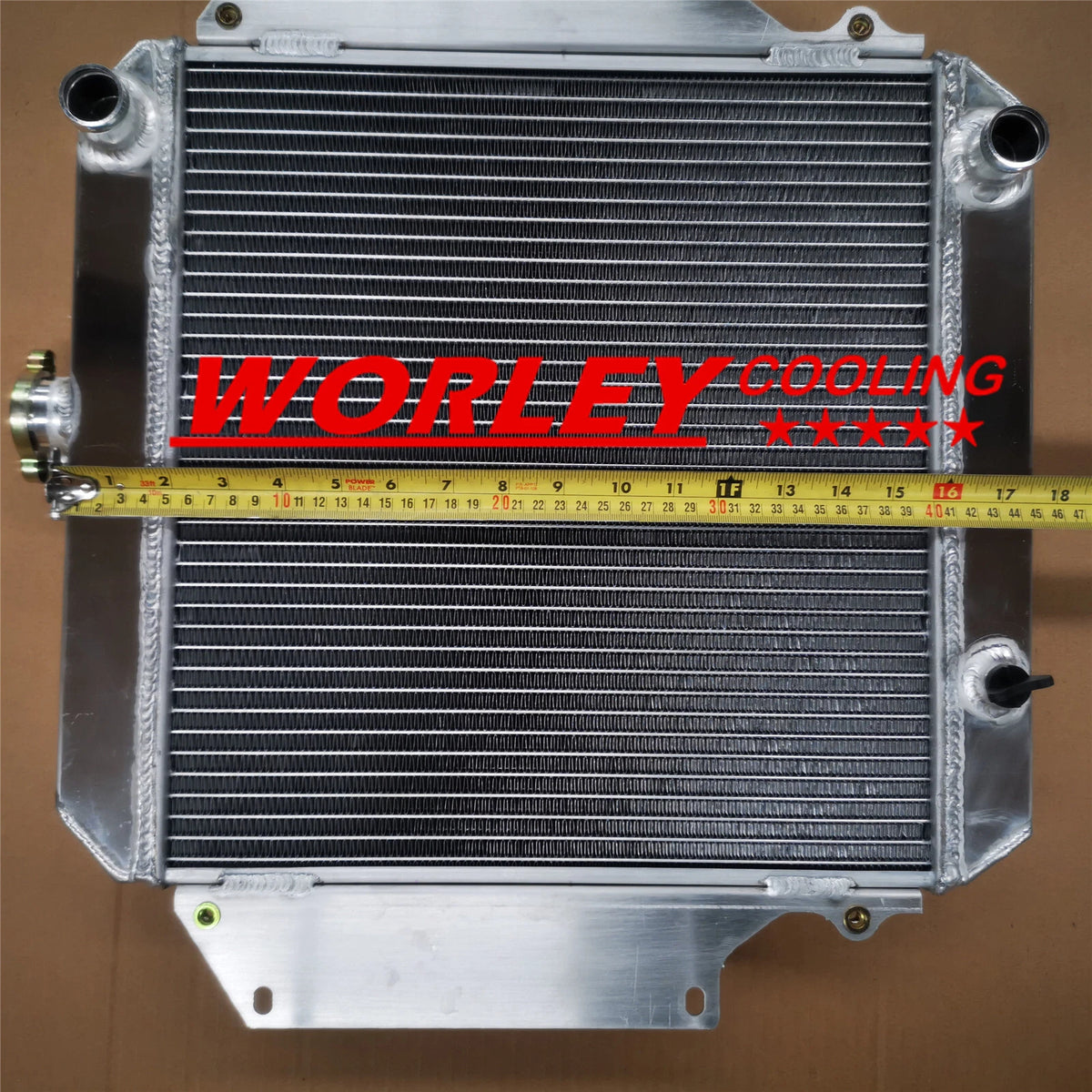 Alloy Radiator for Suzuki Sierra SJ50 SJ70 (1984-1996)