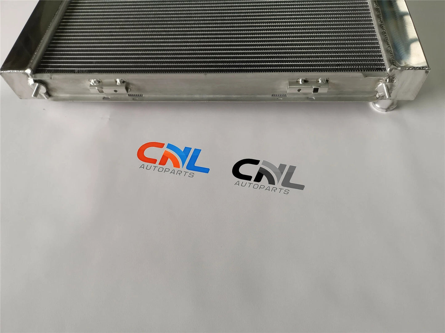 3ROW Aluminum Radiator for Holden Commodore V8 (1986-1997)