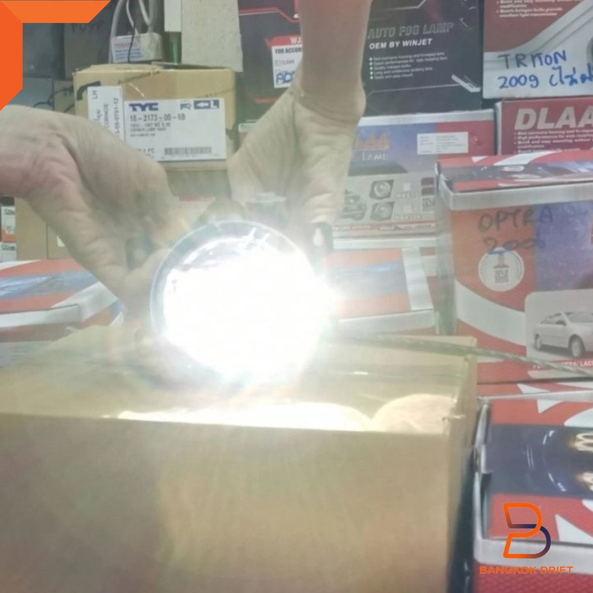 LED Fog Lamp Spot Light Cover Trim for ISUZU D-MAX 20-23