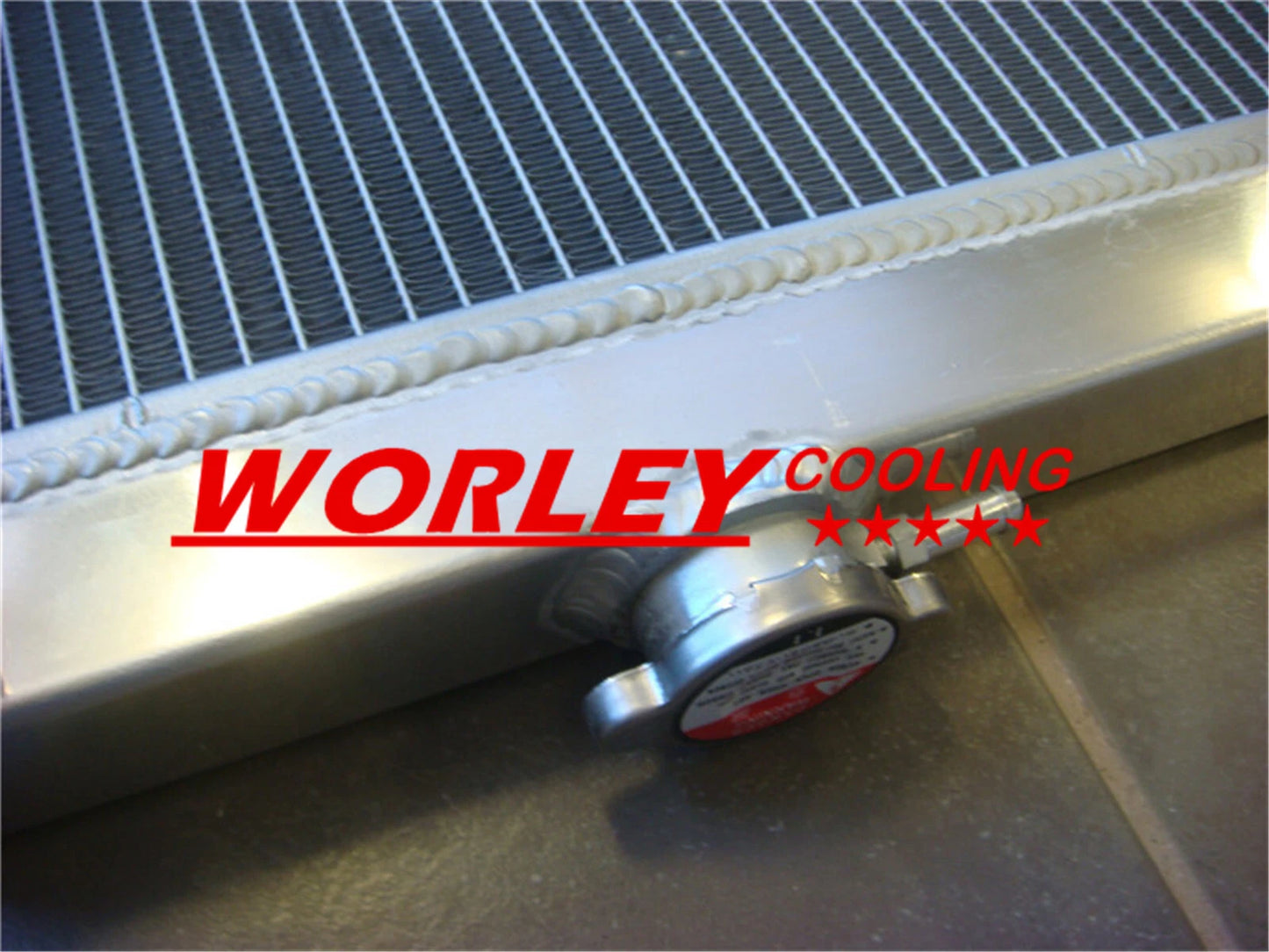 Aluminum Radiator for Suzuki Sierra 1.3L SJ410/SJ413 (1981-1998) + 12" Fan