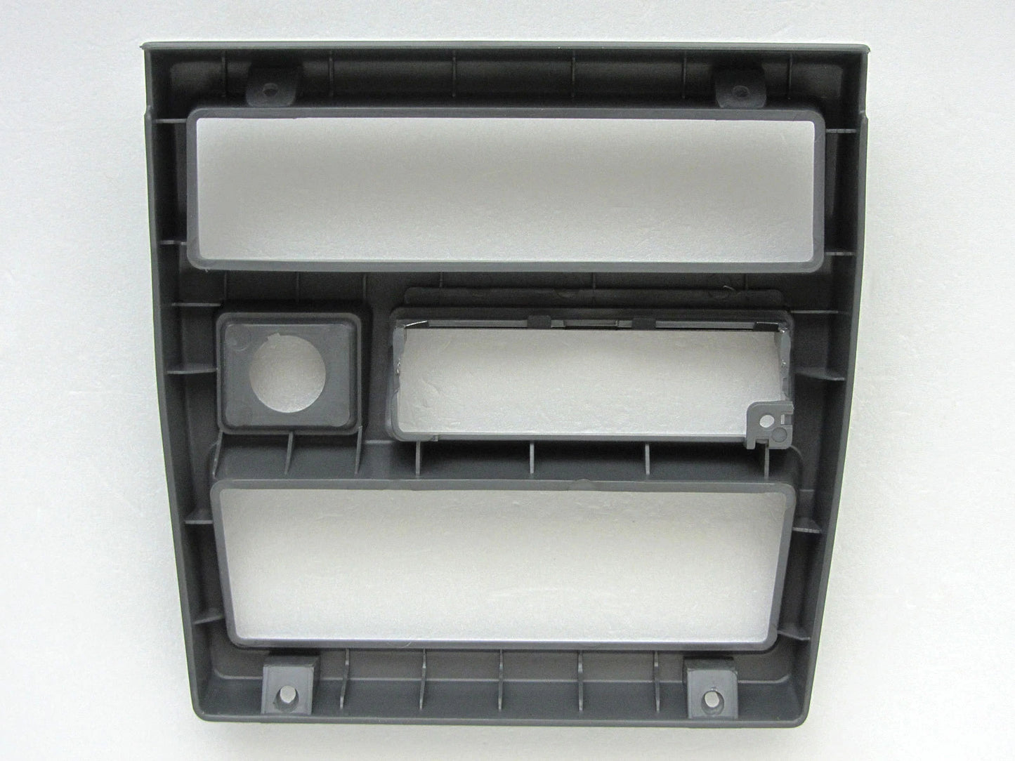 Nissan Navara D21 Hardbody Pickup Radio Center Console Grey (1986-1992)