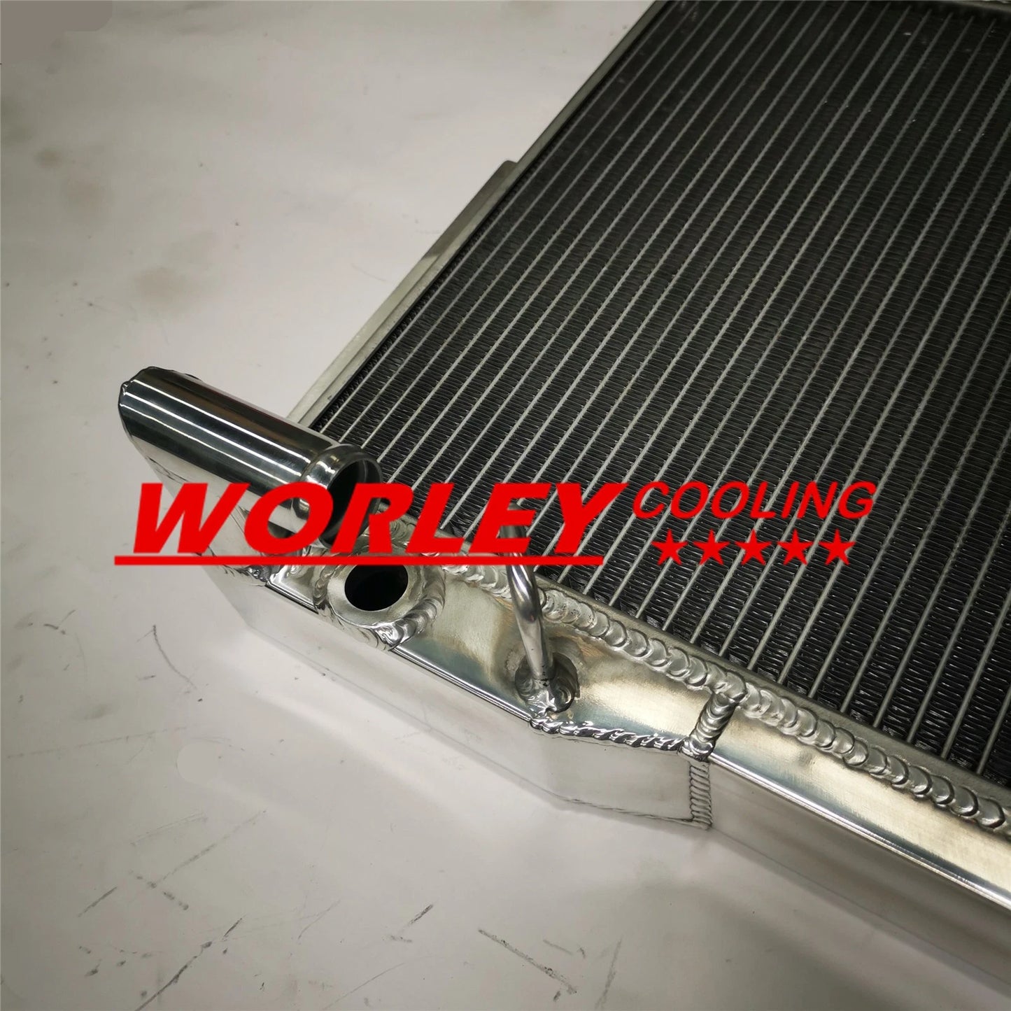 5ROWS Aluminum Radiator + Black Hose for MG MGB GT/ROADSTER (1977-1980)