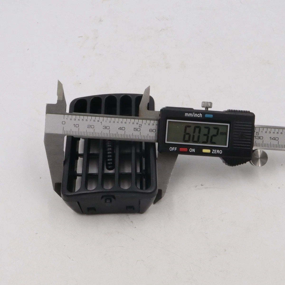 Vent Air Trim Black for Mazda B2200 B2600 Ford Ranger