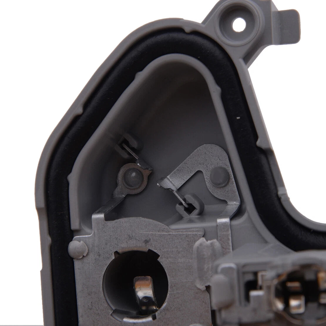 Rear Right Tail Light Holder Bracket w/ Plug for Jeep Renegade (2015-2017)