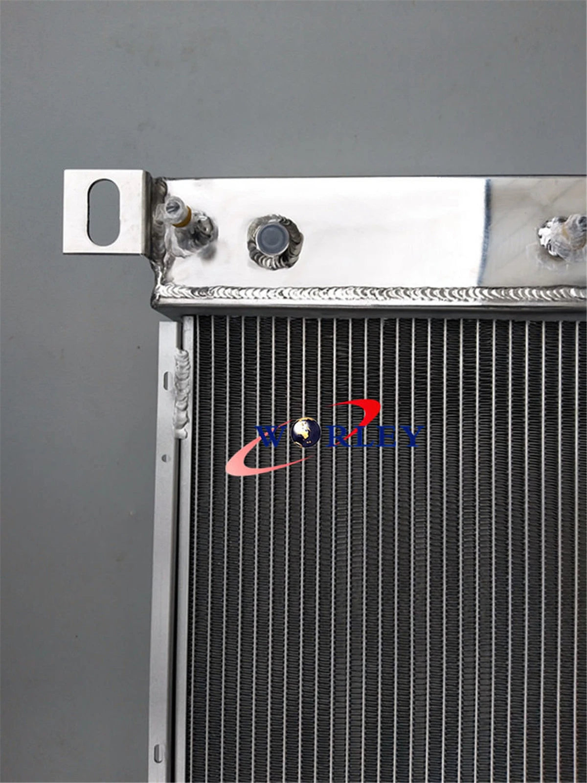 VIC-34" Radiator & Fan for Chevrolet Silverado 1500/2500/3500 (2007-2013)