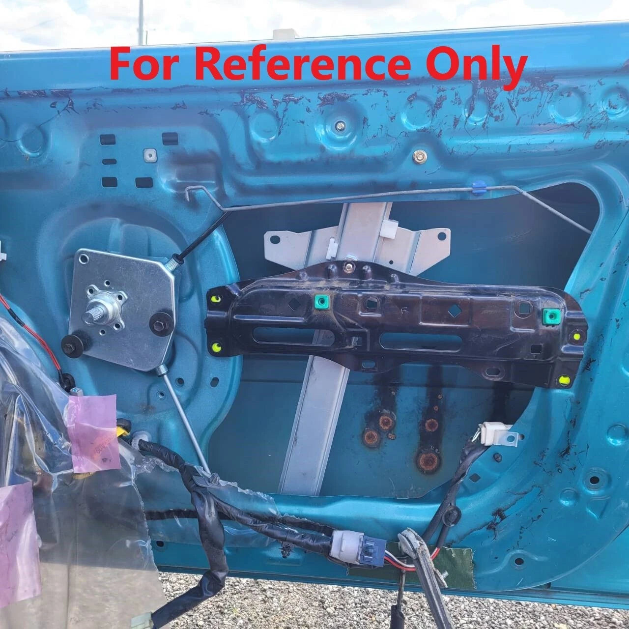 Front Right Manual Window Regulator for Toyota Corolla (1994–1999)