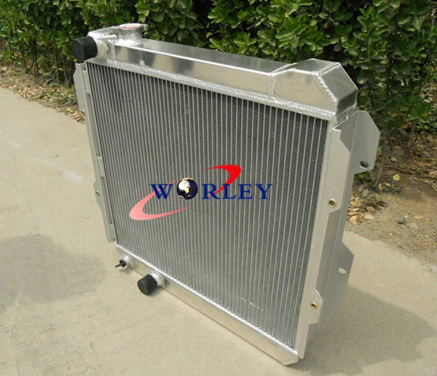 3ROW Aluminum Radiator for Toyota Hilux LN85 LN60 LN61 LN65 2.4L Diesel (84-91)