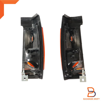Front Side Turn Signal Light for Nissan Navara D21 86-92 Black Amber