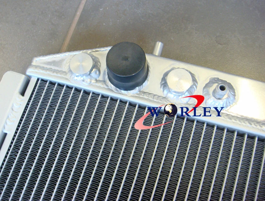 Aluminum Radiator, Shroud & Fan for Mitsubishi Magna Verada (1985-1991)