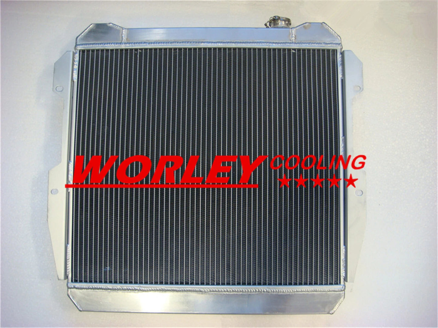 Radiator & Fan for Toyota Hilux LN60 LN61 LN65 2.4L Diesel (1984-1991)