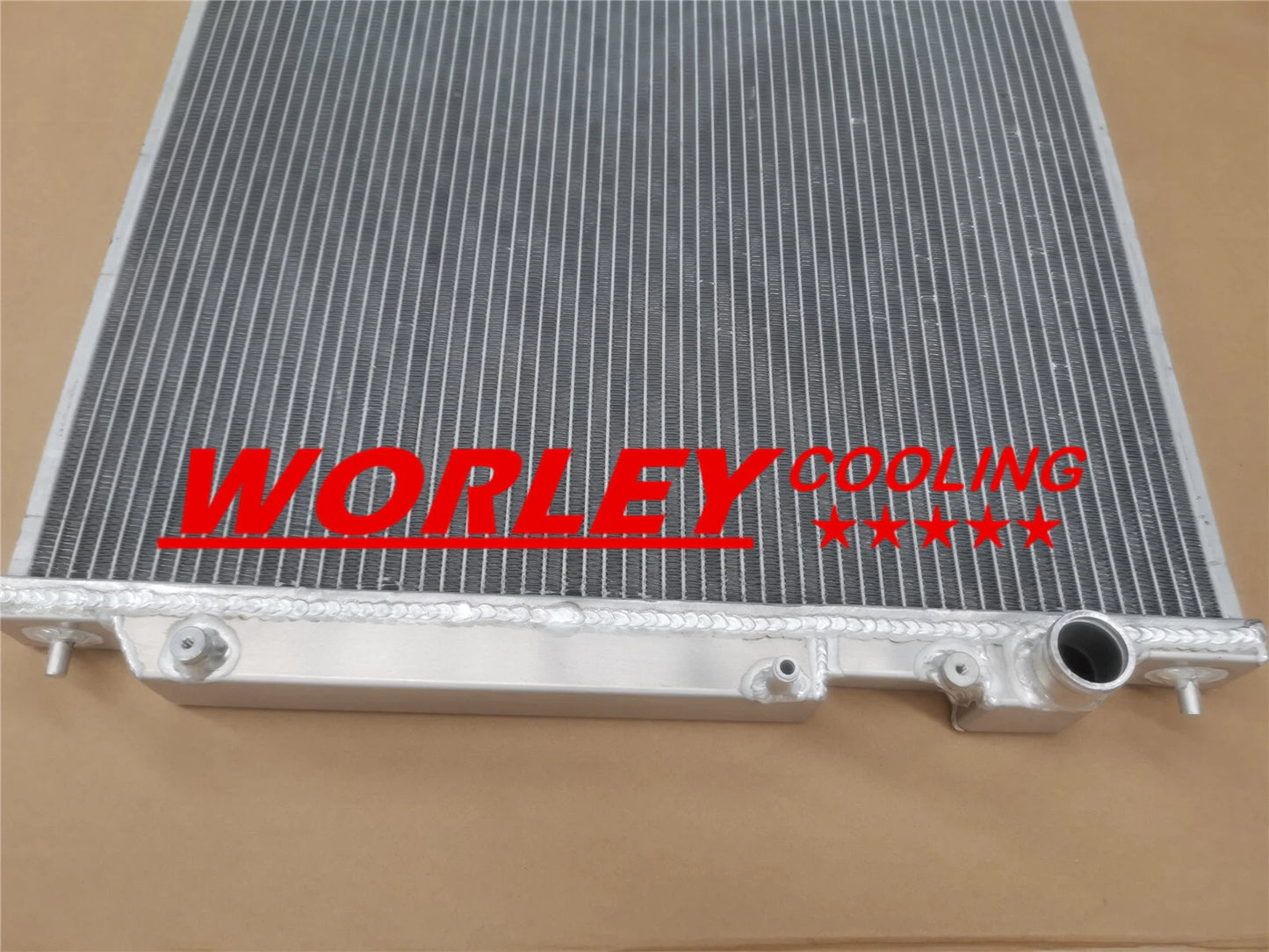 3ROW Radiator for MITSUBISHI Delica L400 Express Starwagon 4 CYL (1994-2004)