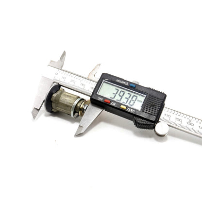 Door Lock & Retainer Clip for Toyota Hilux RN20-RN27 1972-1978