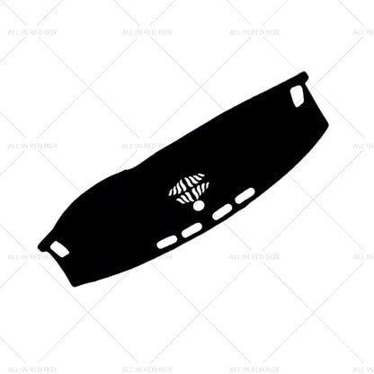 Non-Slip Dash Mat Cover for Land Rover Discovery Sport (2015-2021)