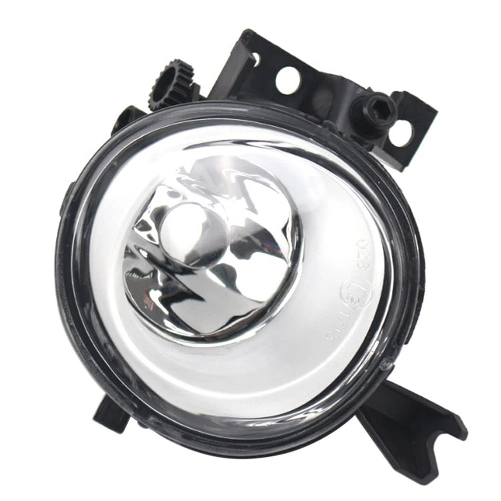 Left Front Fog Light Housing for VW Touareg (2003-2007)