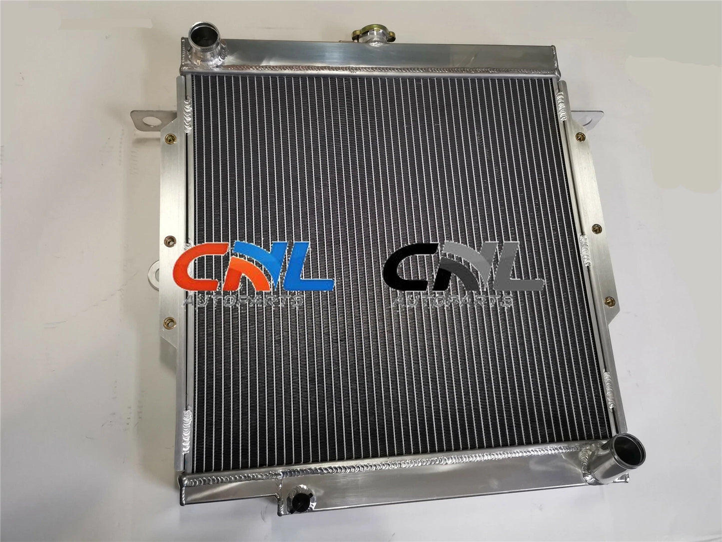 Aluminium Radiator for Toyota Land Cruiser 75 Series (1984-2001)