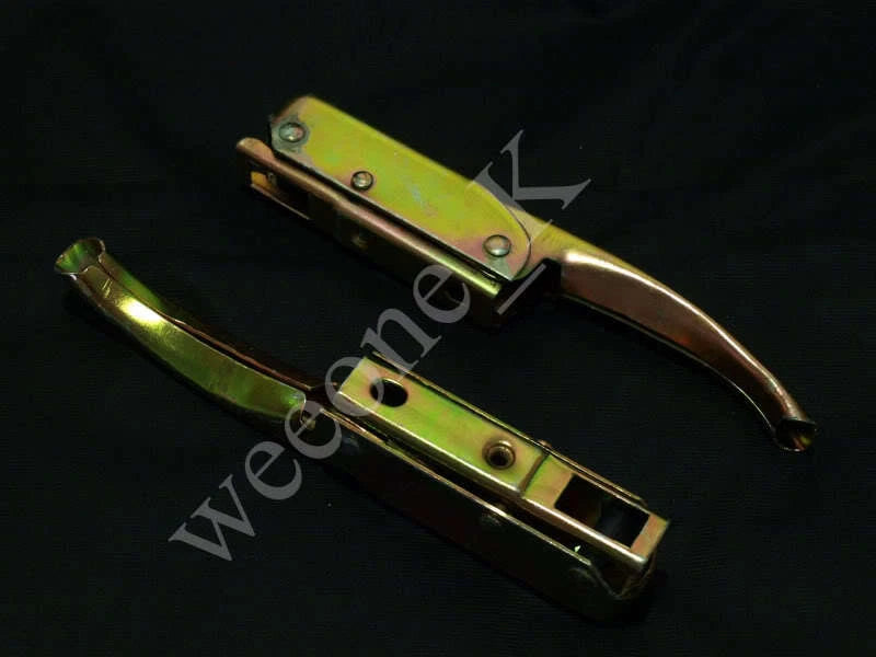 2 x Tailgate Handle for Datsun 720 (1980-1986)