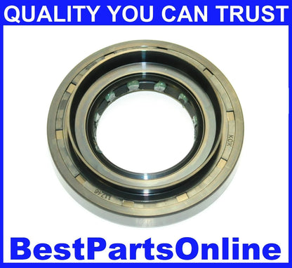 Transfer Case Output Shaft Seal for Nissan D21 (1986–1994)