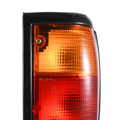 Right Tail Light Rear Lamp Fits Mazda Bravo B2000 B2200 B2600 Pickup 1985-98 D05