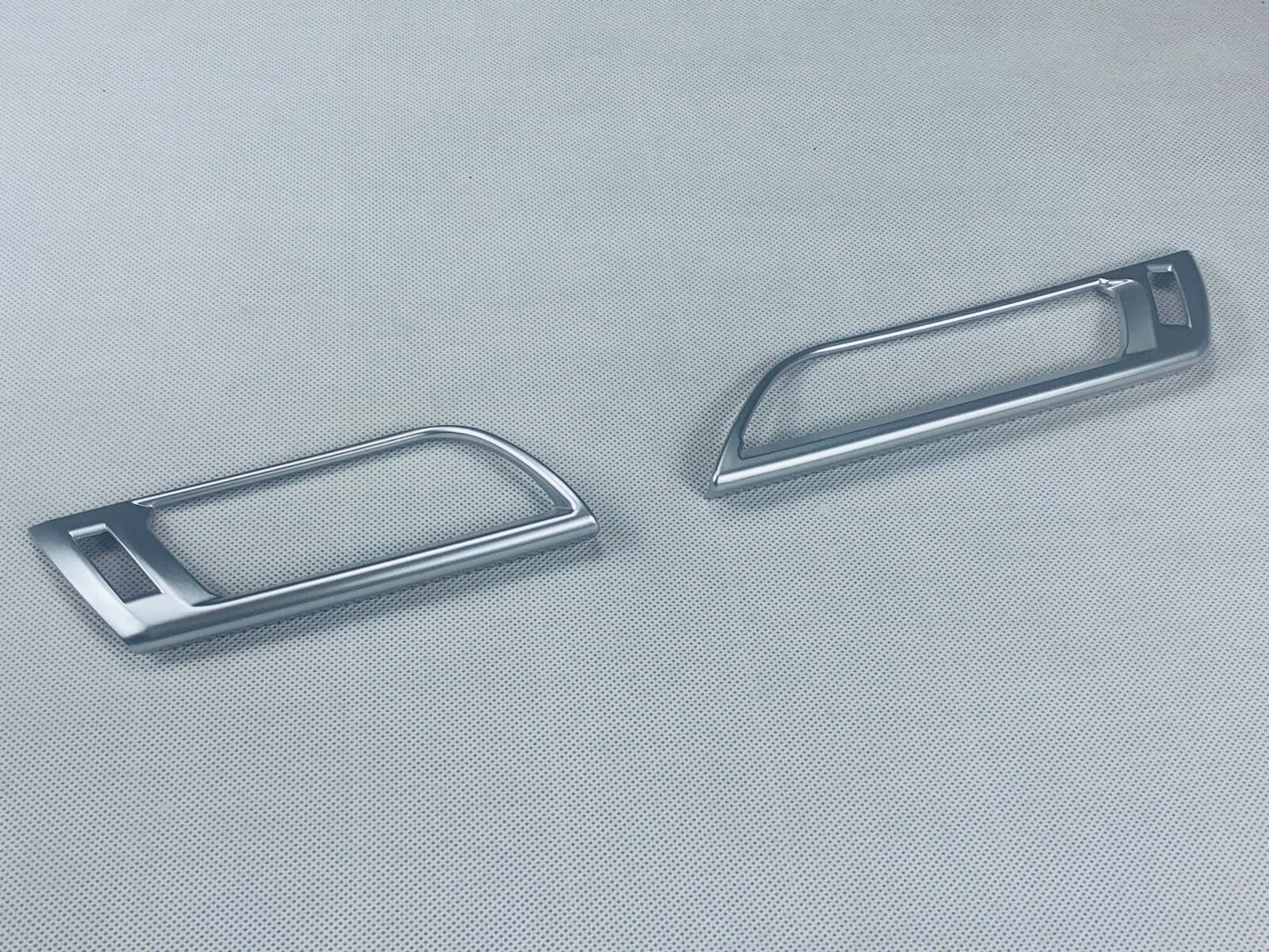 Front Side Air Vent Outlet Cover Trim for Toyota Sienna (2021-2023) 2 x ABS Matte