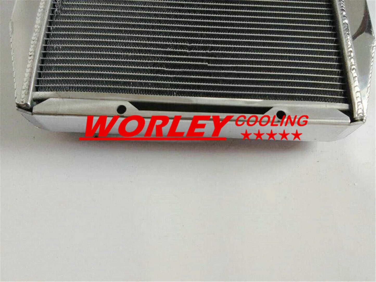 Radiator for Mitsubishi Delica L300, Hyundai H100 2.0/2.4/2.5 (1994-2007)